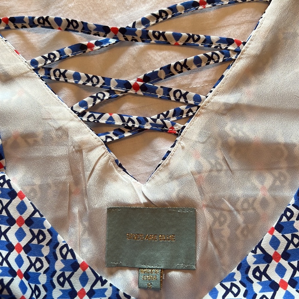 Beautiful Summer Dress Size Small EUC Adjustable Straps Blue White & Red - Picture 3 of 7